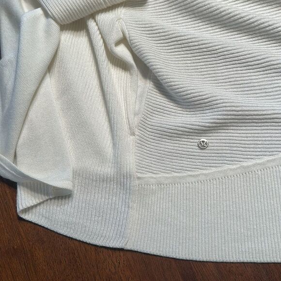 Lululemon open front cardigan 4 (5000D) - Picture 3 of 4